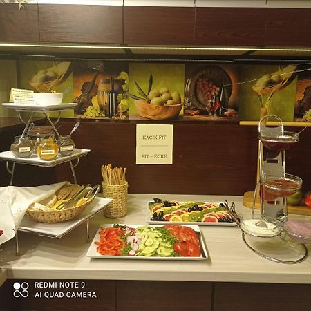 Świnoujście Hotel Cis מראה חיצוני תמונה