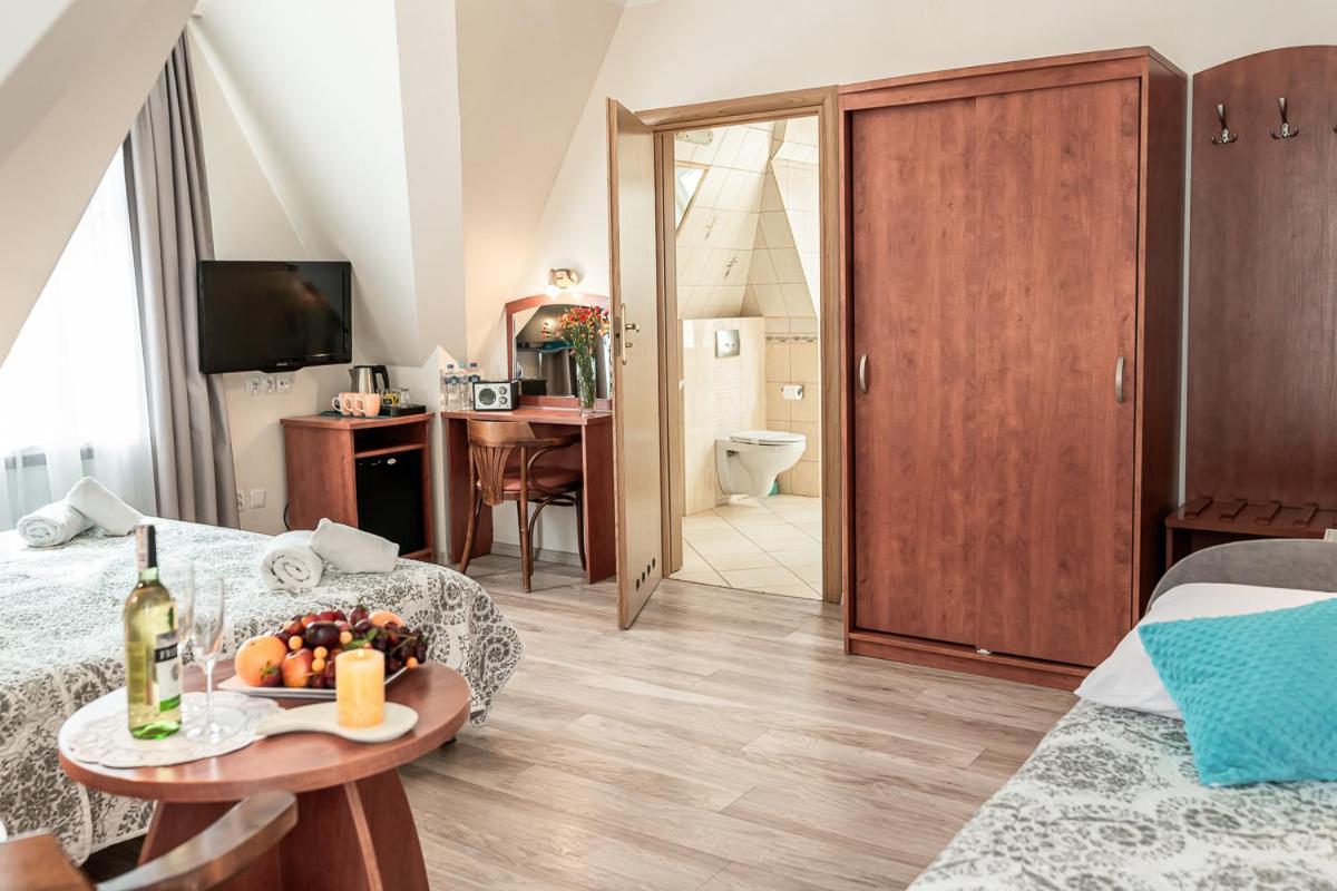 Świnoujście Hotel Cis מראה חיצוני תמונה