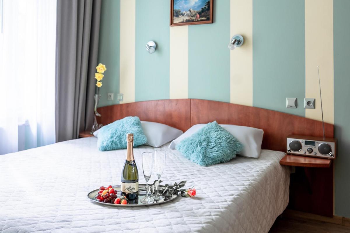 Świnoujście Hotel Cis מראה חיצוני תמונה