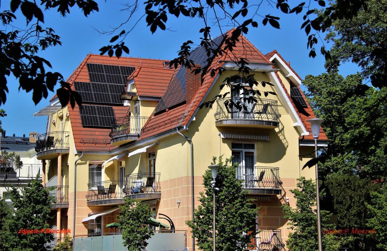 Świnoujście Hotel Cis מראה חיצוני תמונה